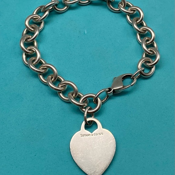 Tiffany & Co. 925 Sterling Silver Heart Tag Charm Chunky Bracelet - Picture 1 of 4